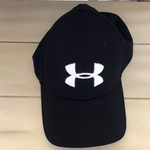 Under Armour Men’s Hat.